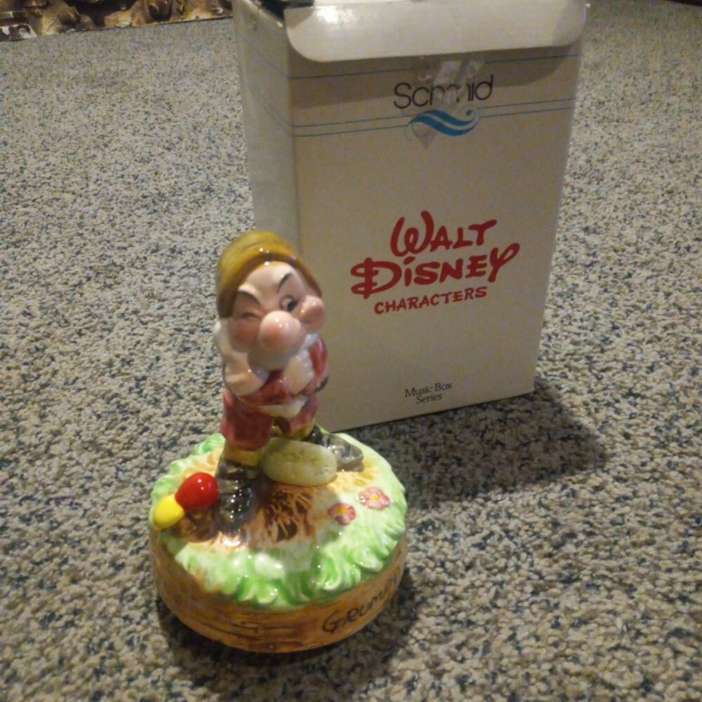 Grumpy Music Box Vintage